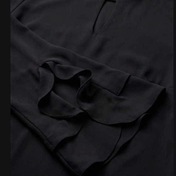 Melissa Paige Elegant Black Ruffle Sleeve Blouse - Picture 3 of 3